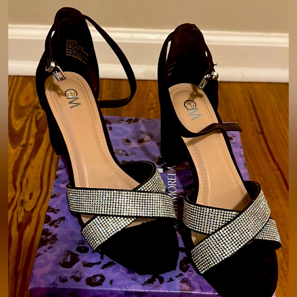 Dressy sandals